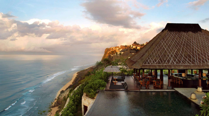 Bulgari Resort Bali: отмечает 17-летие с гостями