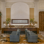 prev-image