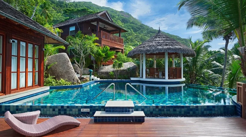 Hilton Seychelles Labriz Resort and Spa: лагерь на берегу океана