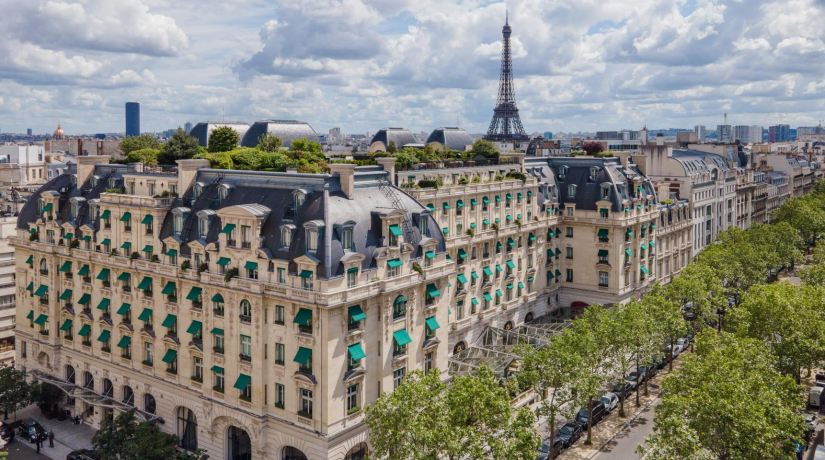 The Peninsula Paris: скидка 10% на летний отдых в Париже + Крыша Мечты