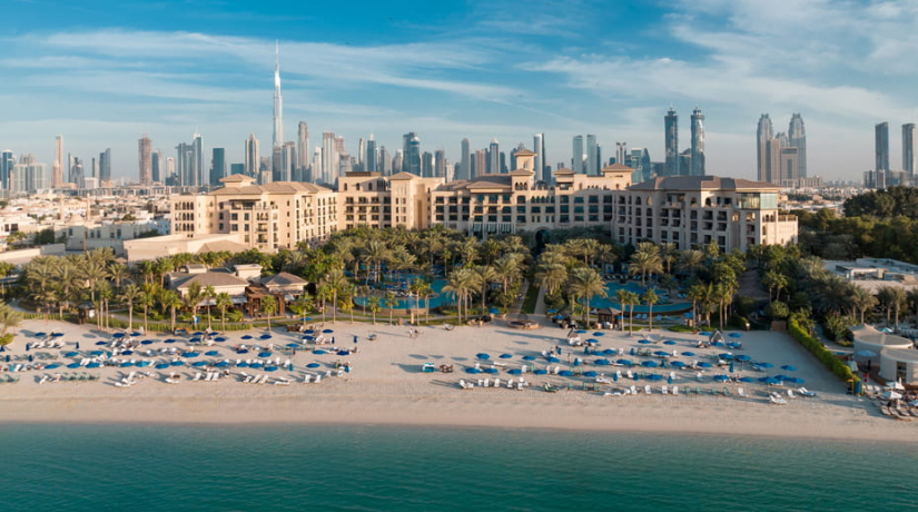 Four Seasons Resort Dubai at Jumeirah Beach: наш контракт