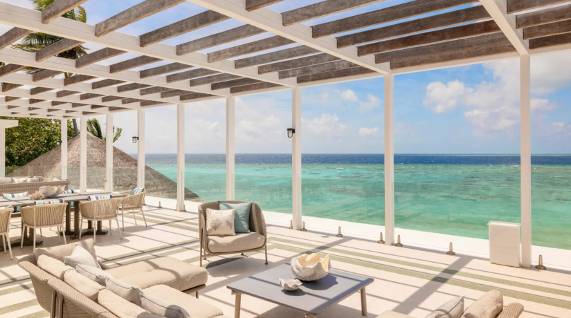 Raffles Maldives Meradhoo: обновлённые специальные предложения Raffles Serene Escape