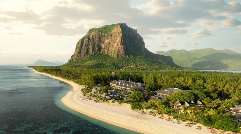 The St. Regis Le Morne Resort, Mauritius: сентябрьская распродажа