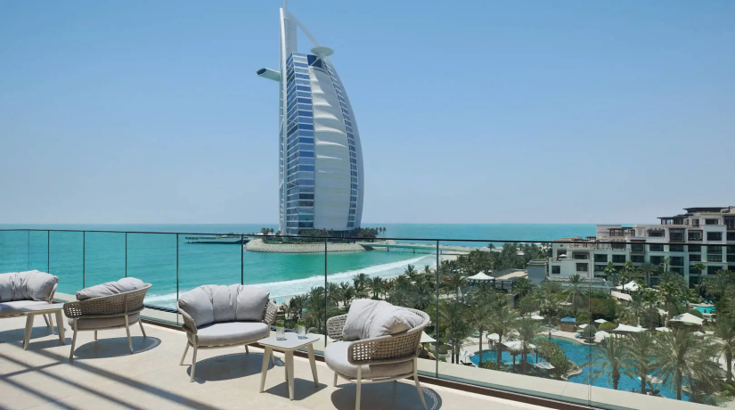 Дубай: Penthouse Suite в Jumeirah Al Naseem