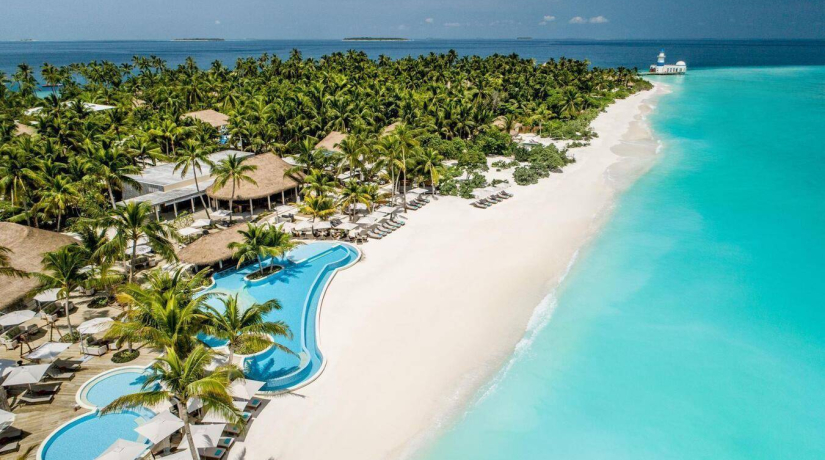 InterContinental Maldives Maamunagau Resort: скидки до 35 %, апгрейд плана питания и бесплатный гидросамолёт для гостей резиденций