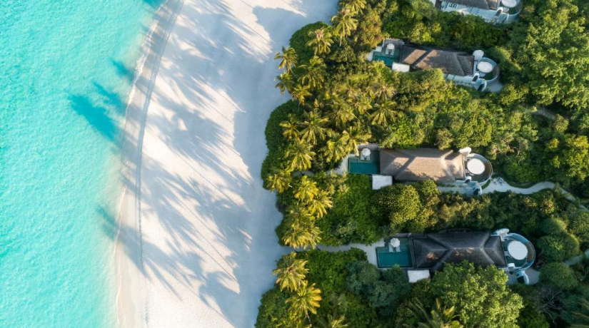 Anantara Kihavah: скидка 30 %, апгрейд до полупансиона, ужин в подводном ресторане и ночная обсерватория на воде