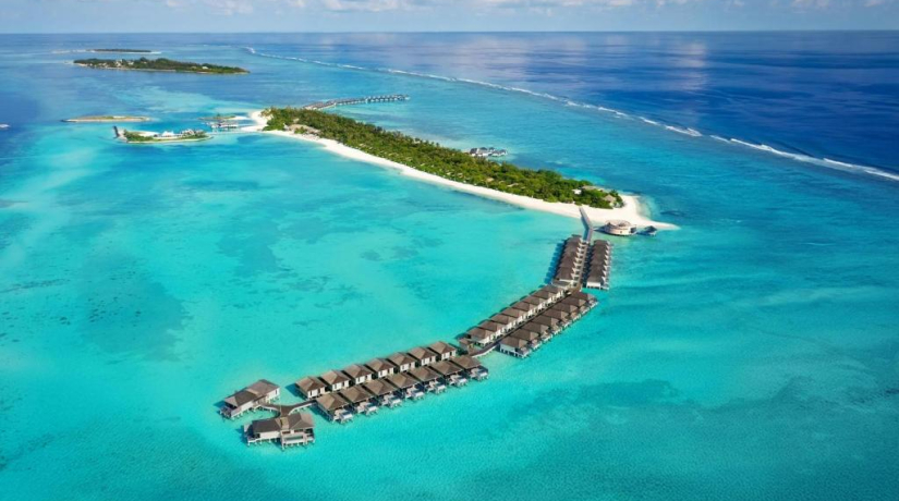 Le Méridien Maldives Resort & Spa: скидки до 45 %, бесплатное проживание для детей, новогоднее бронирование и звёздный телескоп