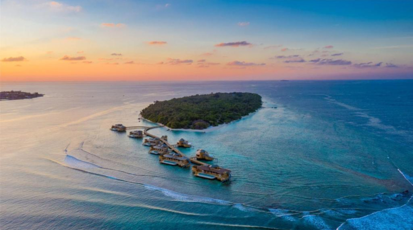 Soneva Fushi: скидки до 30 %, полупансион в подарок и обсерватория над джунглями
